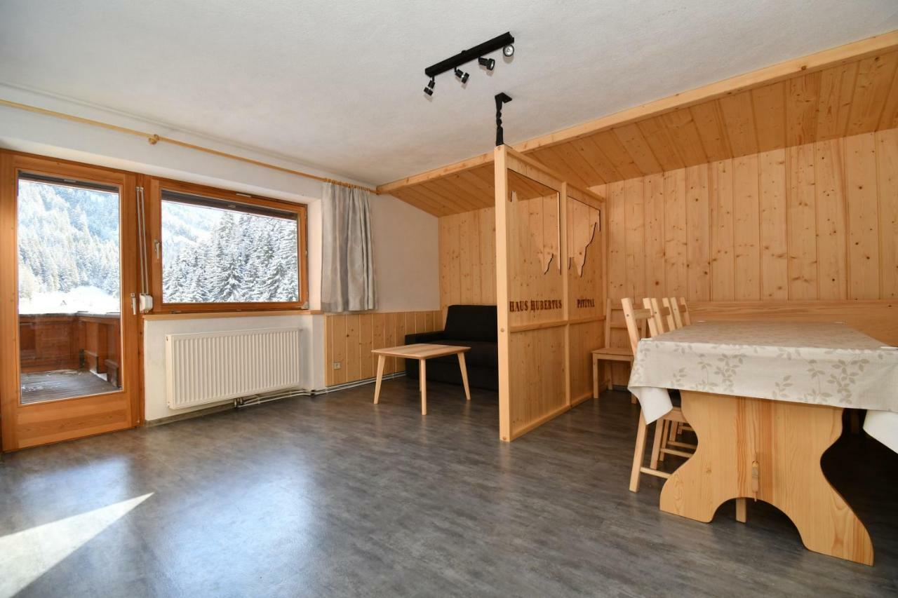 Haus Hubertus Apartment Sankt Leonhard im Pitztal Exterior foto