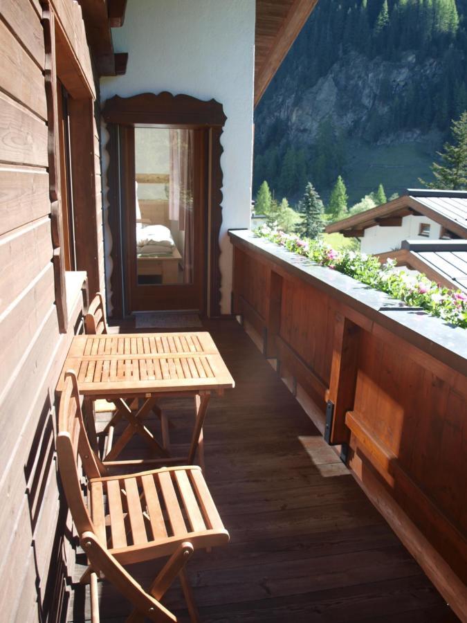 Haus Hubertus Apartment Sankt Leonhard im Pitztal Exterior foto